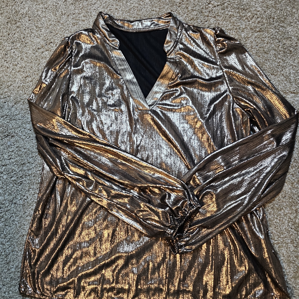 SHEIN Shiny Bronze and Black Top